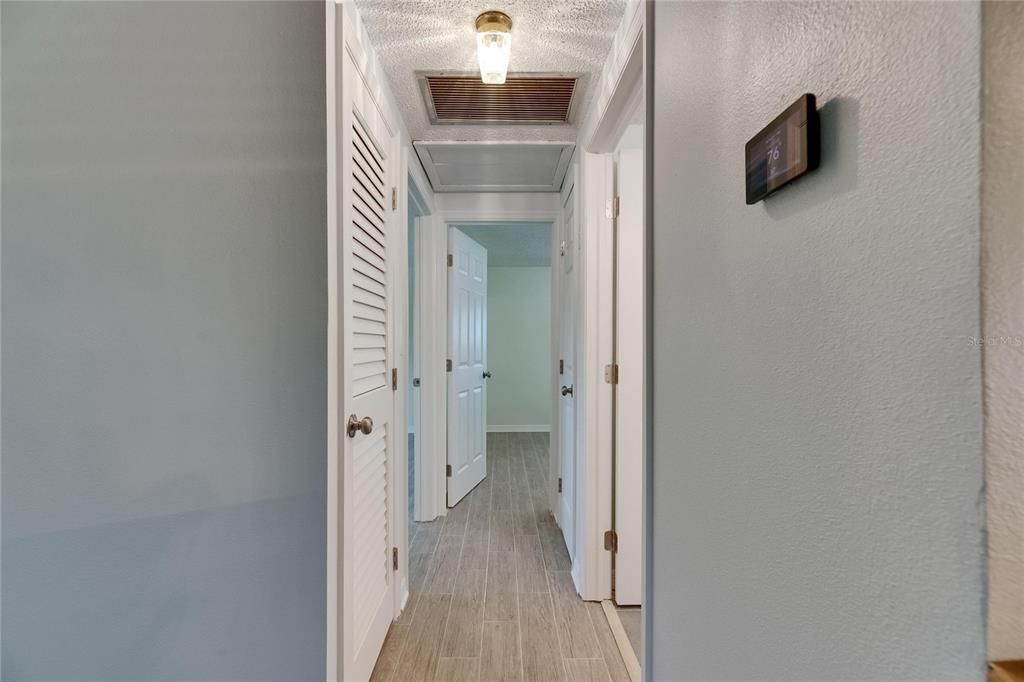 Active With Contract: $365,000 (3 beds, 2 baths, 1529 Square Feet)