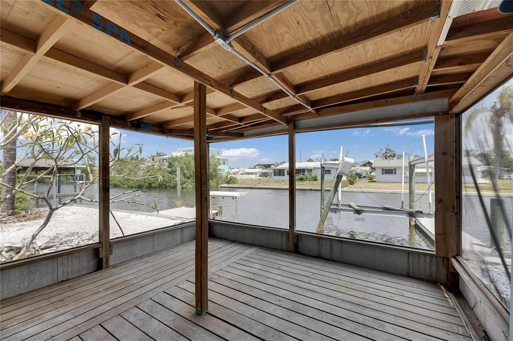 Active With Contract: $365,000 (3 beds, 2 baths, 1529 Square Feet)