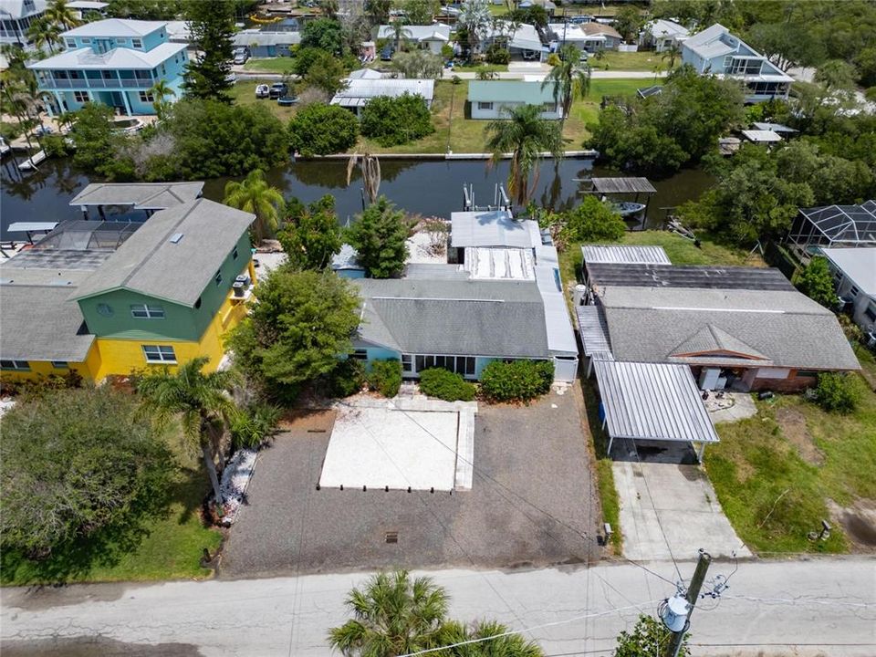 Active With Contract: $365,000 (3 beds, 2 baths, 1529 Square Feet)