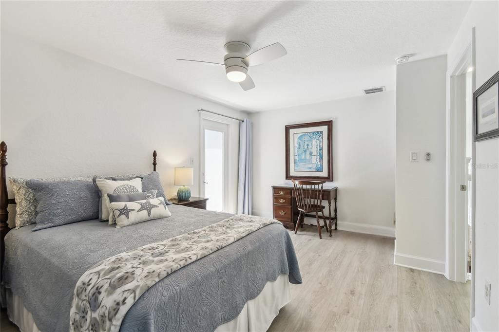 На продажу: $2,599,000 (5 спален, 5 ванн, 3793 Квадратных фут)