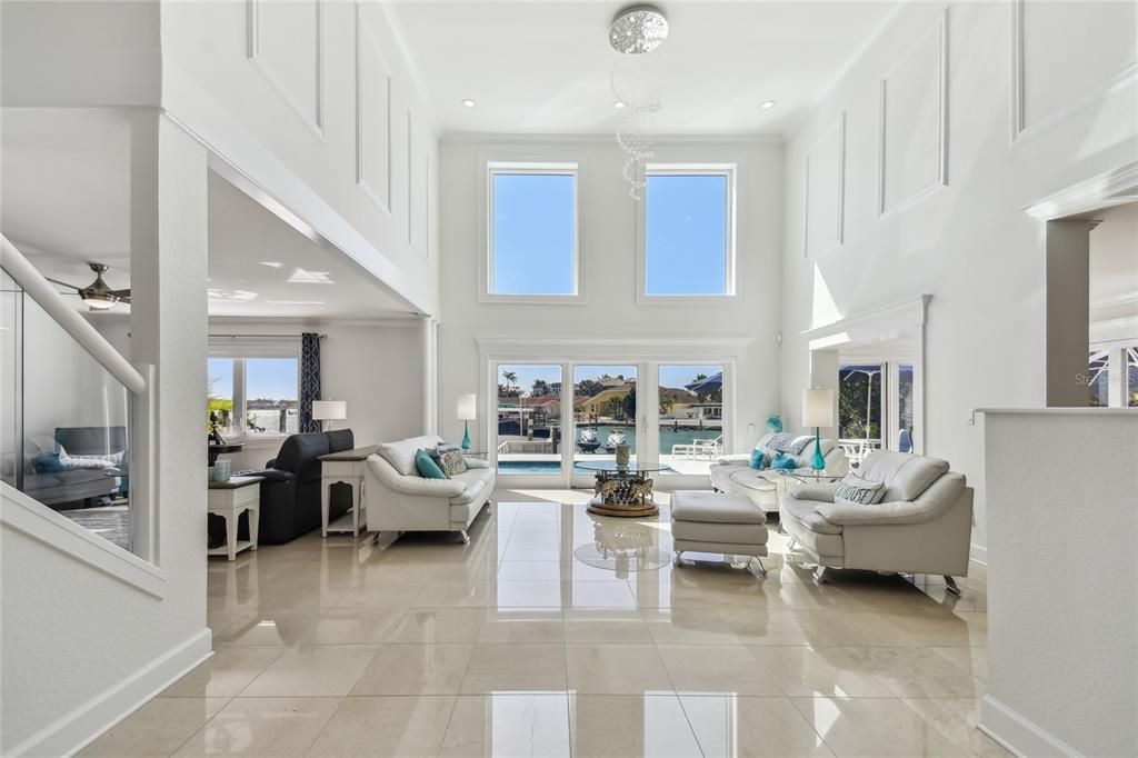 На продажу: $2,599,000 (5 спален, 5 ванн, 3793 Квадратных фут)