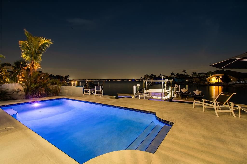 На продажу: $2,599,000 (5 спален, 5 ванн, 3793 Квадратных фут)