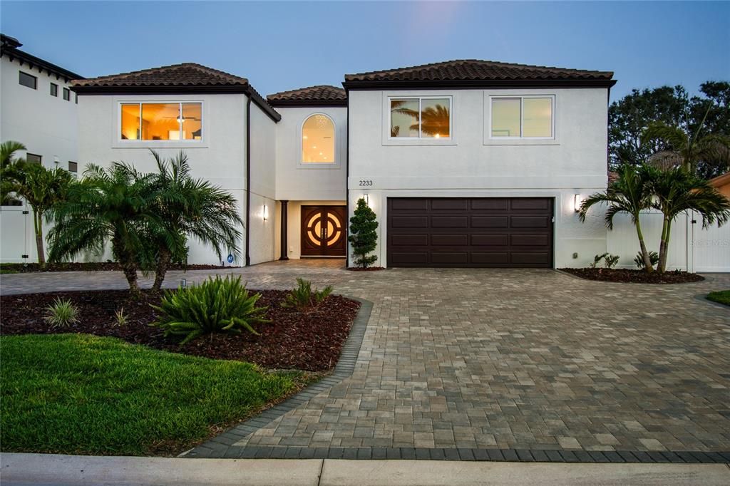 На продажу: $2,599,000 (5 спален, 5 ванн, 3793 Квадратных фут)