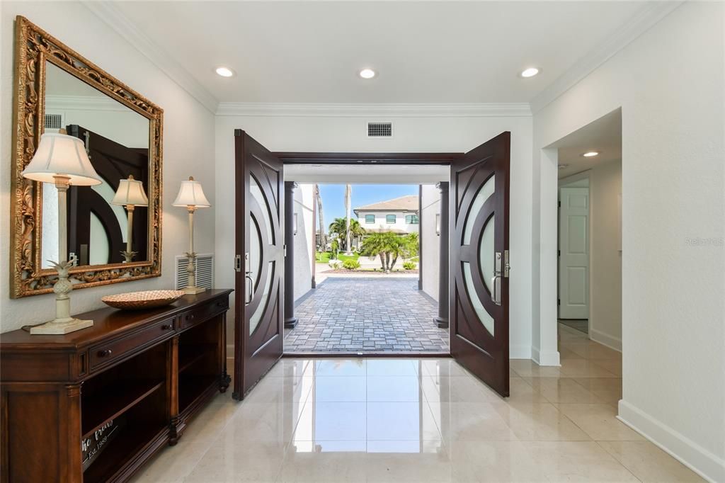 На продажу: $2,599,000 (5 спален, 5 ванн, 3793 Квадратных фут)