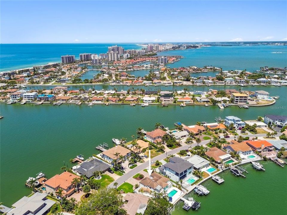 На продажу: $2,599,000 (5 спален, 5 ванн, 3793 Квадратных фут)