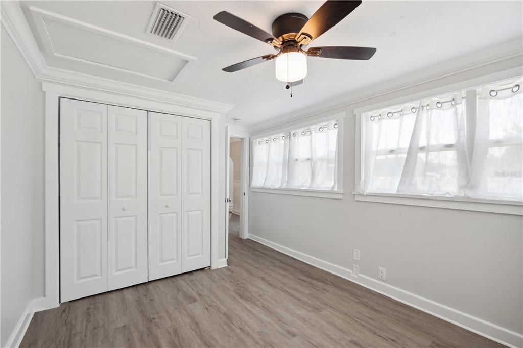 待售: $335,000 (0 贝兹, 0 浴室, 1464 平方英尺)