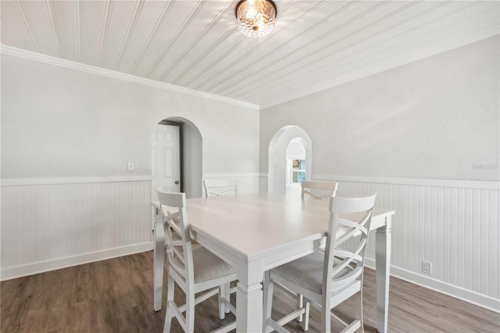 待售: $335,000 (0 贝兹, 0 浴室, 1464 平方英尺)