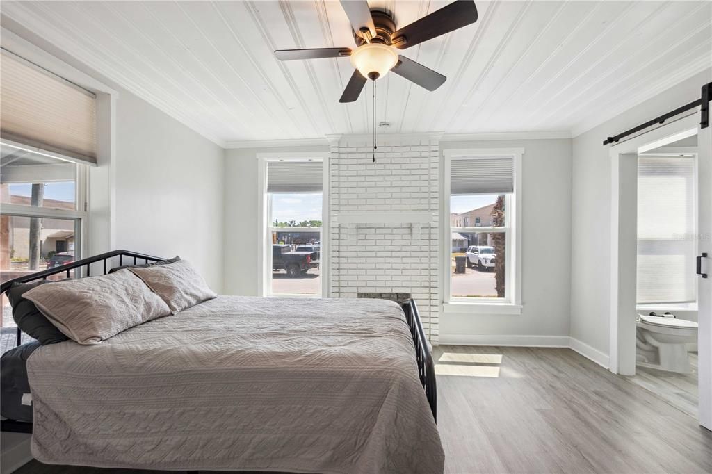 待售: $335,000 (0 贝兹, 0 浴室, 1464 平方英尺)