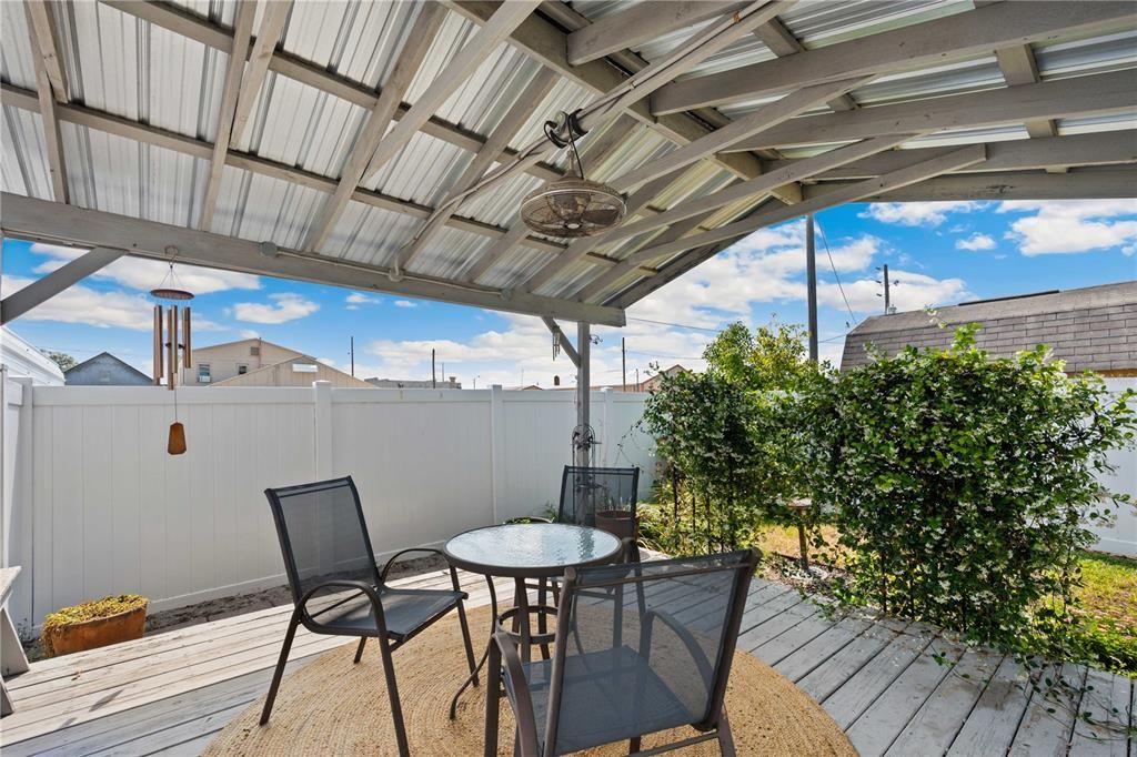 待售: $335,000 (0 贝兹, 0 浴室, 1464 平方英尺)