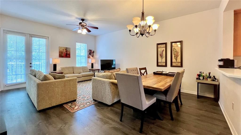 Activo con contrato: $485,000 (3 camas, 2 baños, 1460 Pies cuadrados)