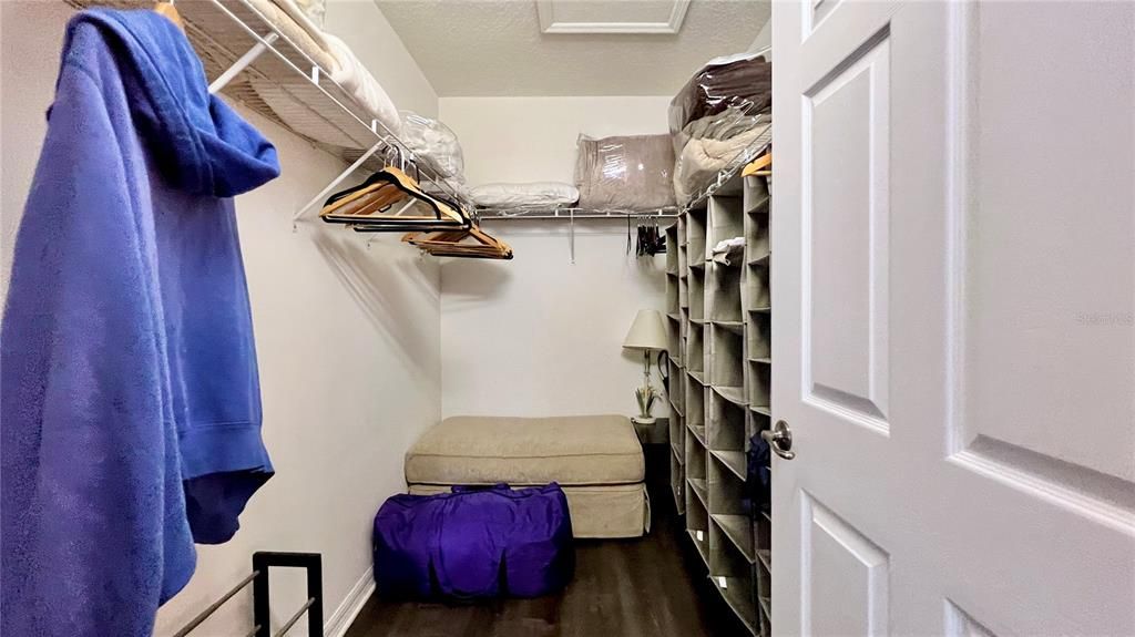 Activo con contrato: $485,000 (3 camas, 2 baños, 1460 Pies cuadrados)