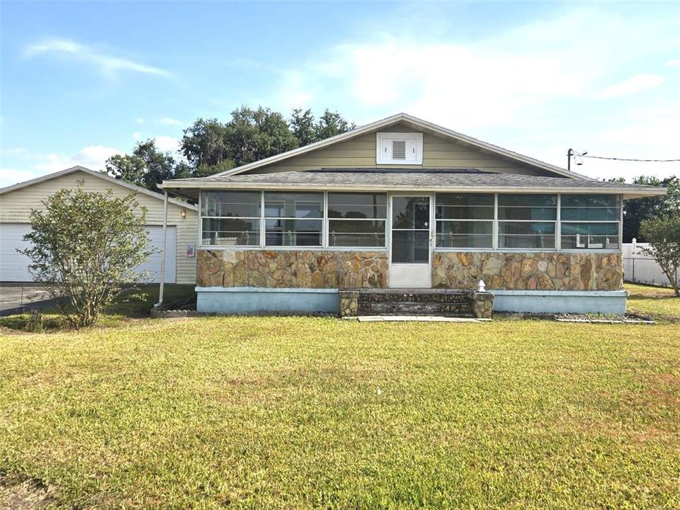 待售: $734,900 (3 贝兹, 1 浴室, 1364 平方英尺)