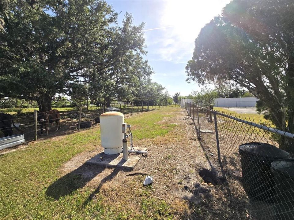 待售: $734,900 (3 贝兹, 1 浴室, 1364 平方英尺)