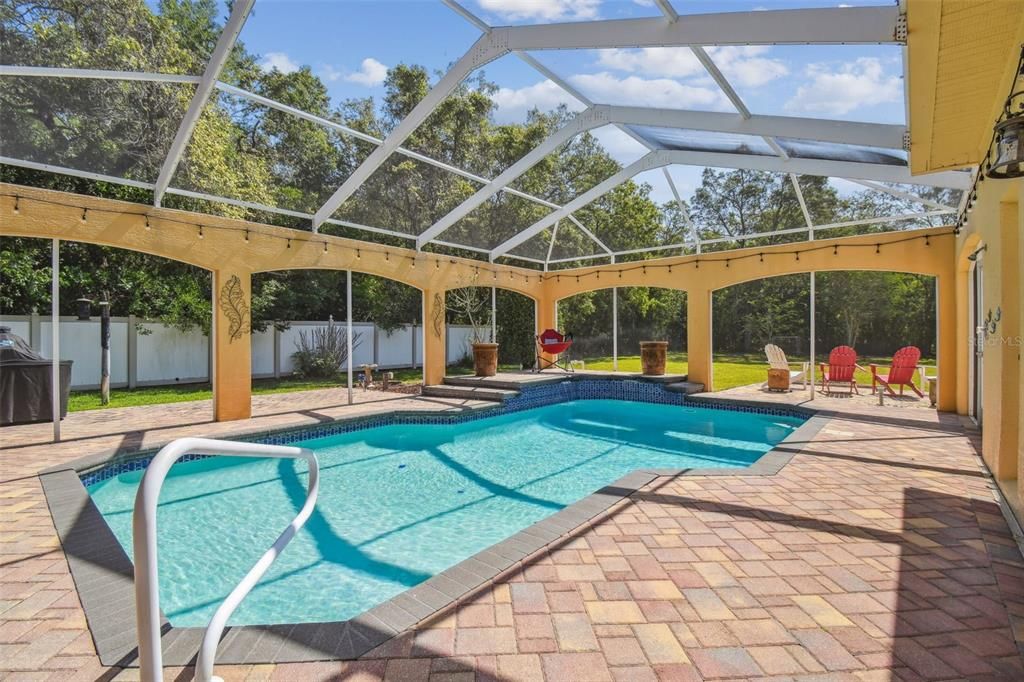 Activo con contrato: $499,900 (4 camas, 3 baños, 2474 Pies cuadrados)