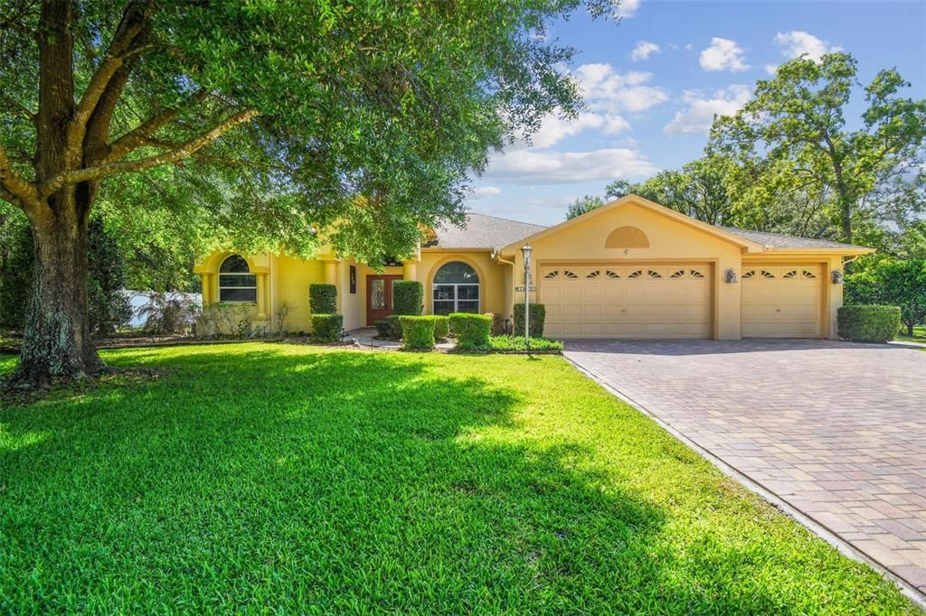 Activo con contrato: $499,900 (4 camas, 3 baños, 2474 Pies cuadrados)