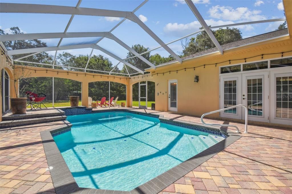 Activo con contrato: $499,900 (4 camas, 3 baños, 2474 Pies cuadrados)