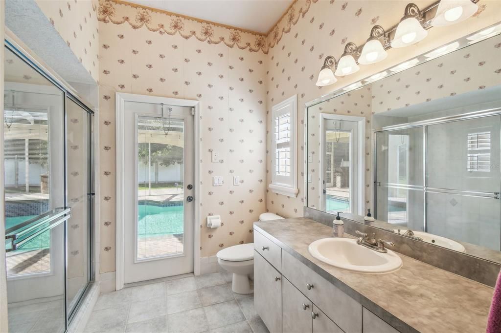 Activo con contrato: $499,900 (4 camas, 3 baños, 2474 Pies cuadrados)