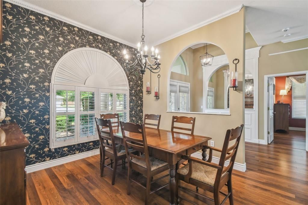 Activo con contrato: $499,900 (4 camas, 3 baños, 2474 Pies cuadrados)