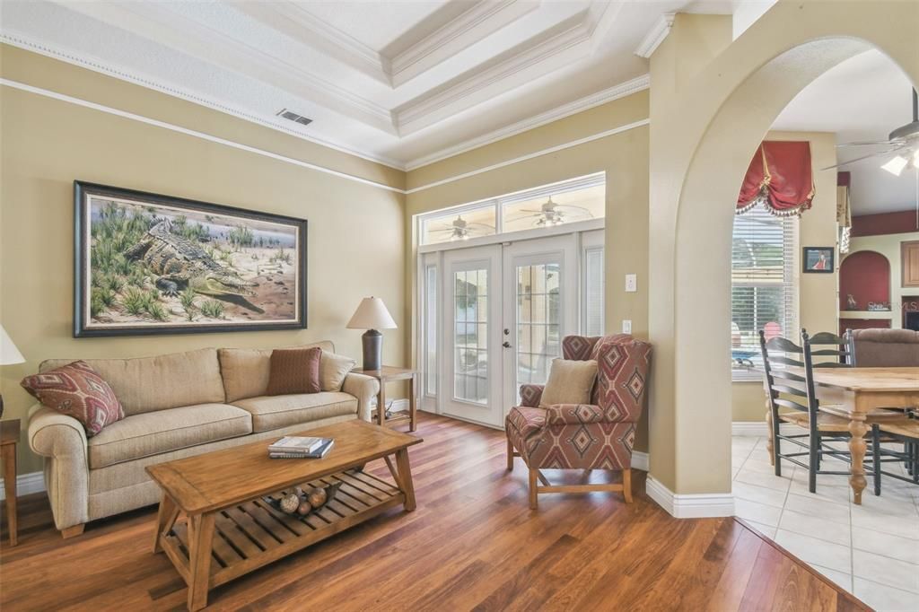 Activo con contrato: $499,900 (4 camas, 3 baños, 2474 Pies cuadrados)