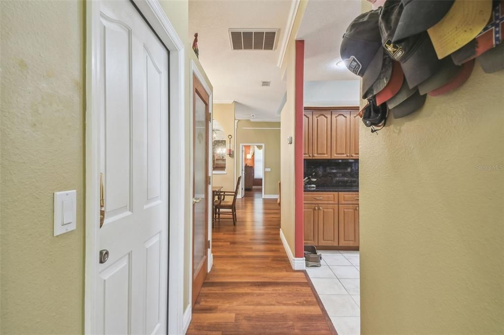 Activo con contrato: $499,900 (4 camas, 3 baños, 2474 Pies cuadrados)