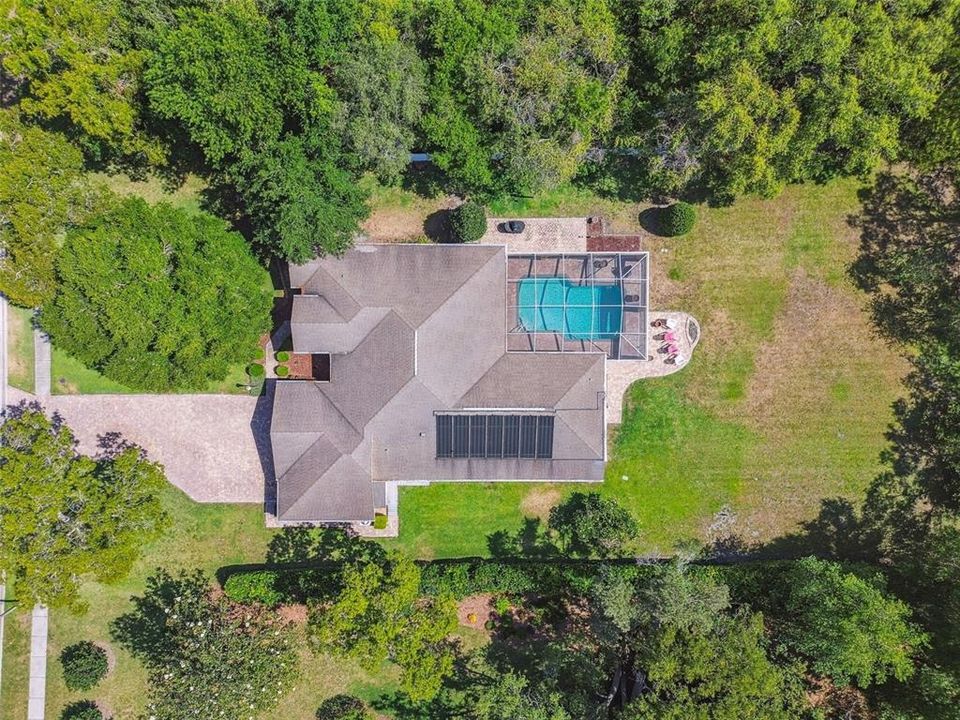 Activo con contrato: $499,900 (4 camas, 3 baños, 2474 Pies cuadrados)