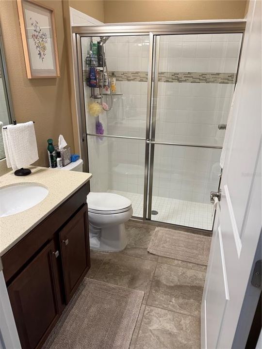 Под контрактом: $675,000 (4 спален, 3 ванн, 2528 Квадратных фут)