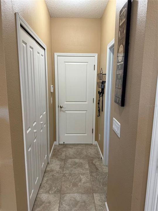 Под контрактом: $675,000 (4 спален, 3 ванн, 2528 Квадратных фут)