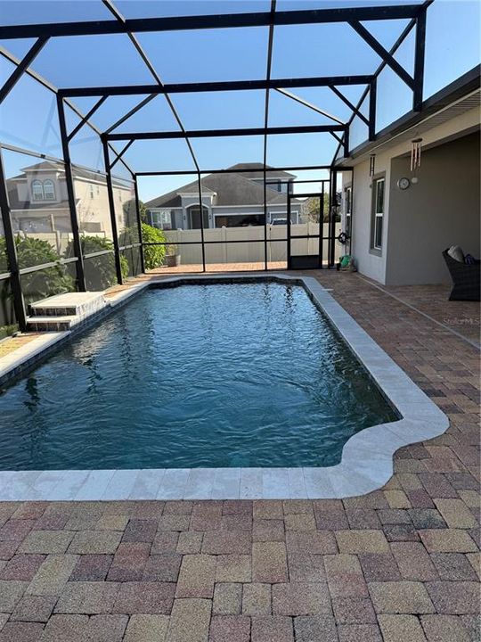 Под контрактом: $675,000 (4 спален, 3 ванн, 2528 Квадратных фут)