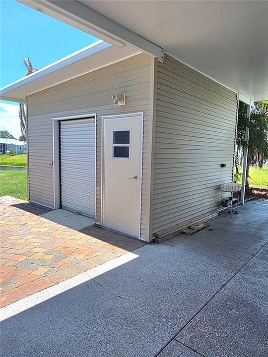 For Sale: $149,999 (1 beds, 1 baths, 489 Square Feet)