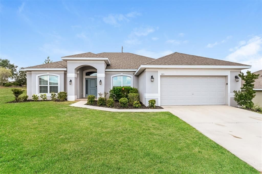 Recently Rented: $2,070 (4 beds, 2 baths, 2330 Square Feet)