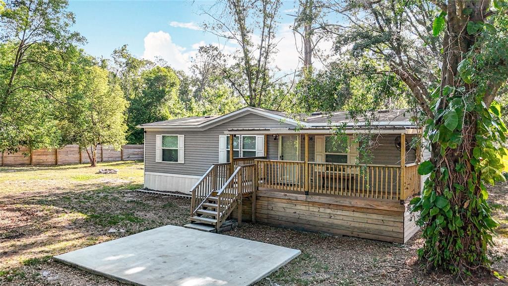 Active With Contract: $275,000 (3 beds, 2 baths, 1188 Square Feet)