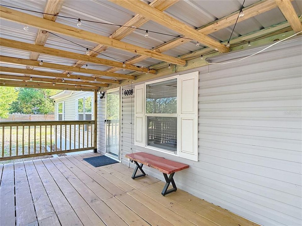 Active With Contract: $275,000 (3 beds, 2 baths, 1188 Square Feet)