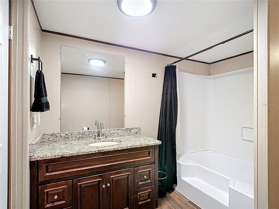 Active With Contract: $275,000 (3 beds, 2 baths, 1188 Square Feet)