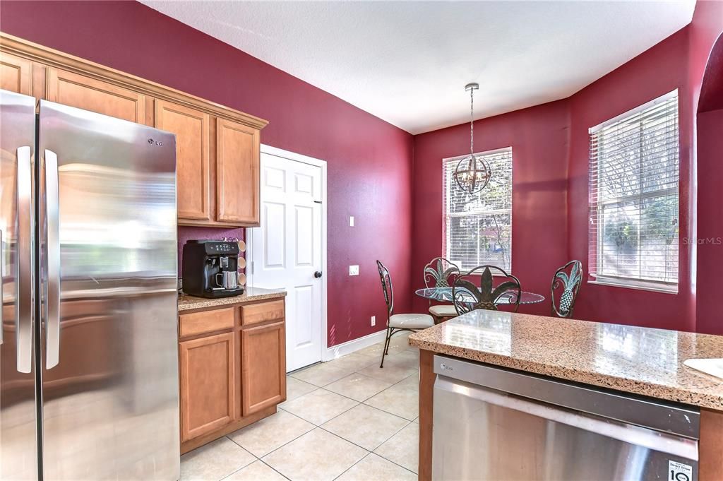 En Venta: $470,000 (3 camas, 2 baños, 2027 Pies cuadrados)