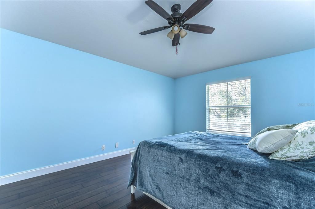 En Venta: $470,000 (3 camas, 2 baños, 2027 Pies cuadrados)