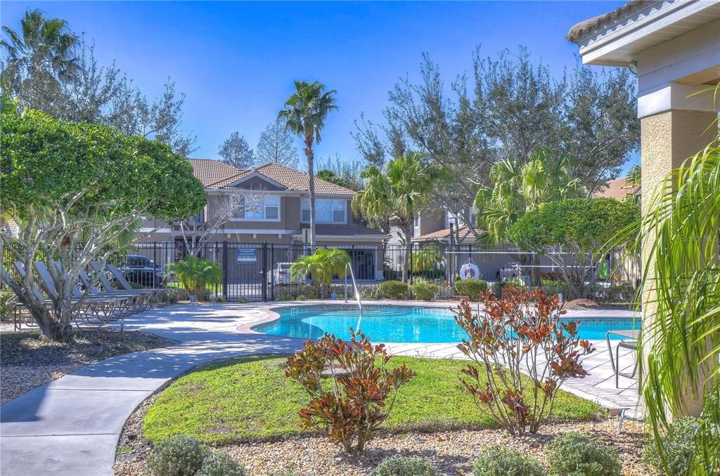 En Venta: $470,000 (3 camas, 2 baños, 2027 Pies cuadrados)