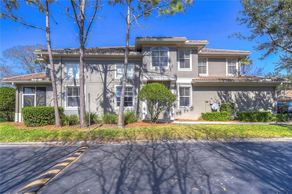 En Venta: $470,000 (3 camas, 2 baños, 2027 Pies cuadrados)