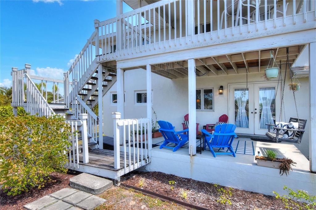 For Sale: $799,000 (3 beds, 2 baths, 2388 Square Feet)