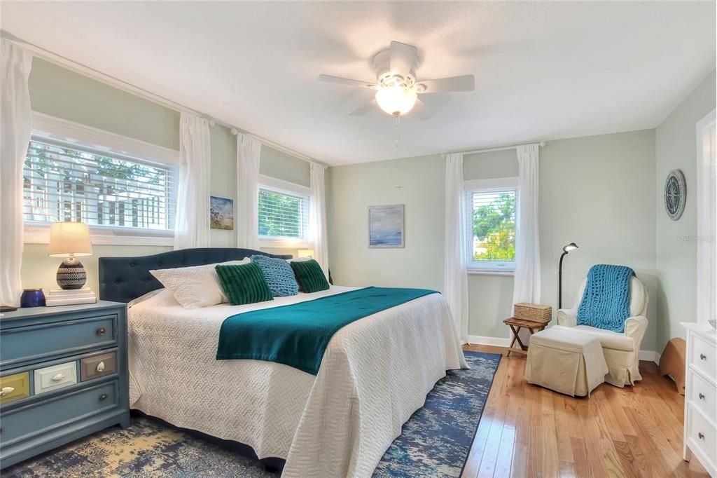 For Sale: $799,000 (3 beds, 2 baths, 2388 Square Feet)