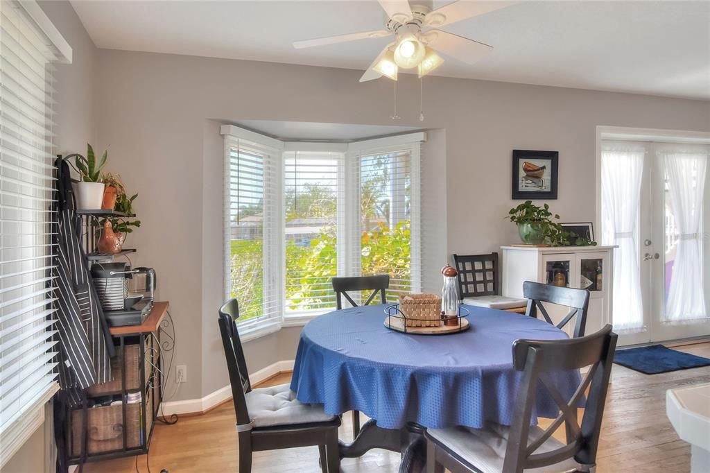 For Sale: $799,000 (3 beds, 2 baths, 2388 Square Feet)