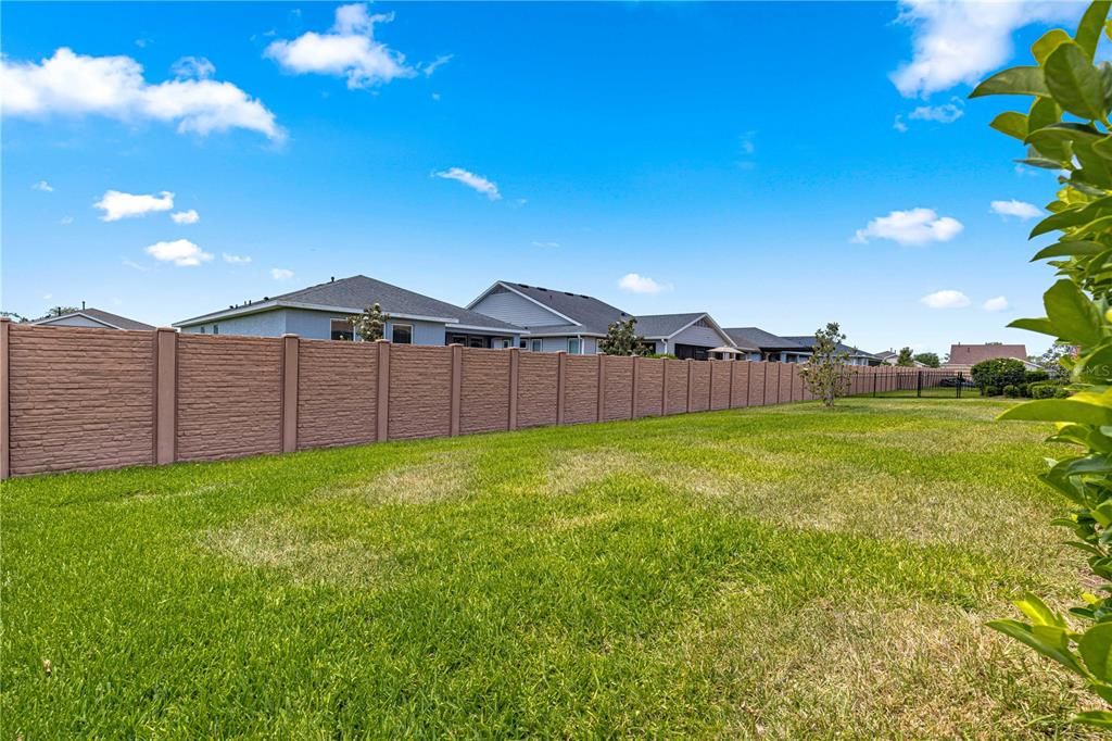 Activo con contrato: $240,000 (2 camas, 2 baños, 1454 Pies cuadrados)