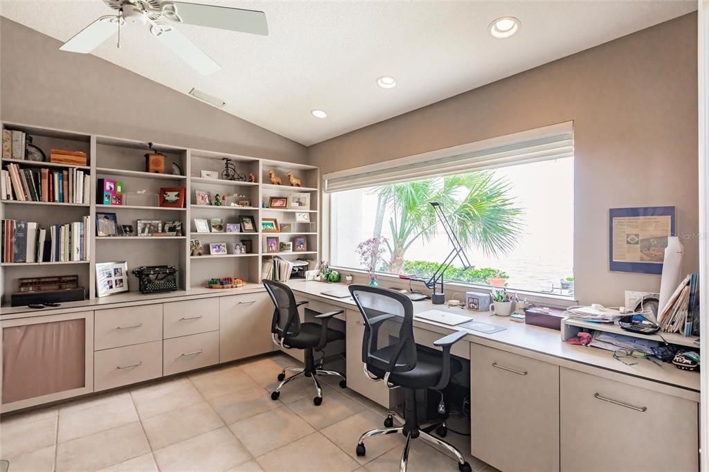 For Sale: $1,300,000 (3 beds, 2 baths, 2800 Square Feet)