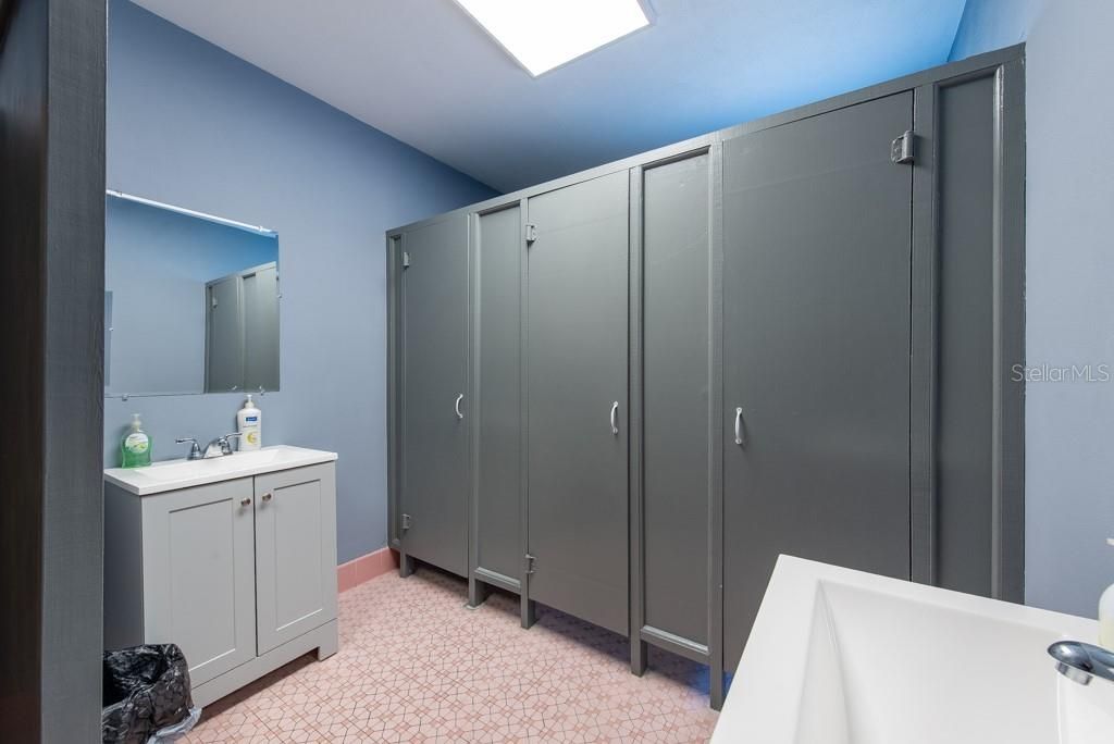 For Sale: $1,875,000 (0 beds, 0 baths, 7180 Square Feet)