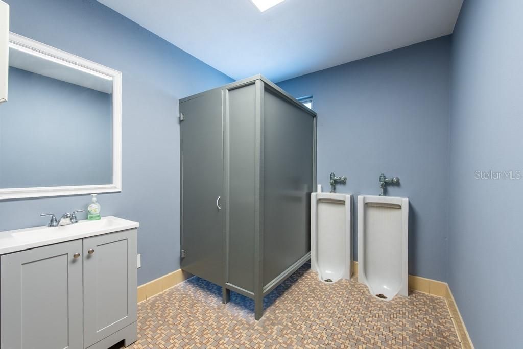 For Sale: $1,875,000 (0 beds, 0 baths, 7180 Square Feet)