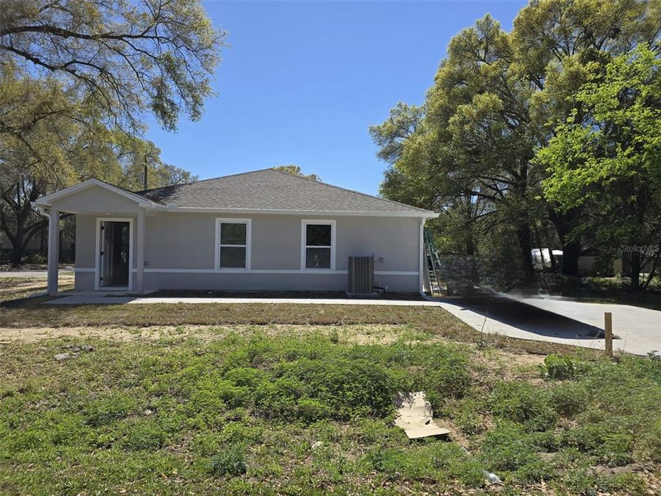 待售: $470,000 (6 贝兹, 0 浴室, 2415 平方英尺)