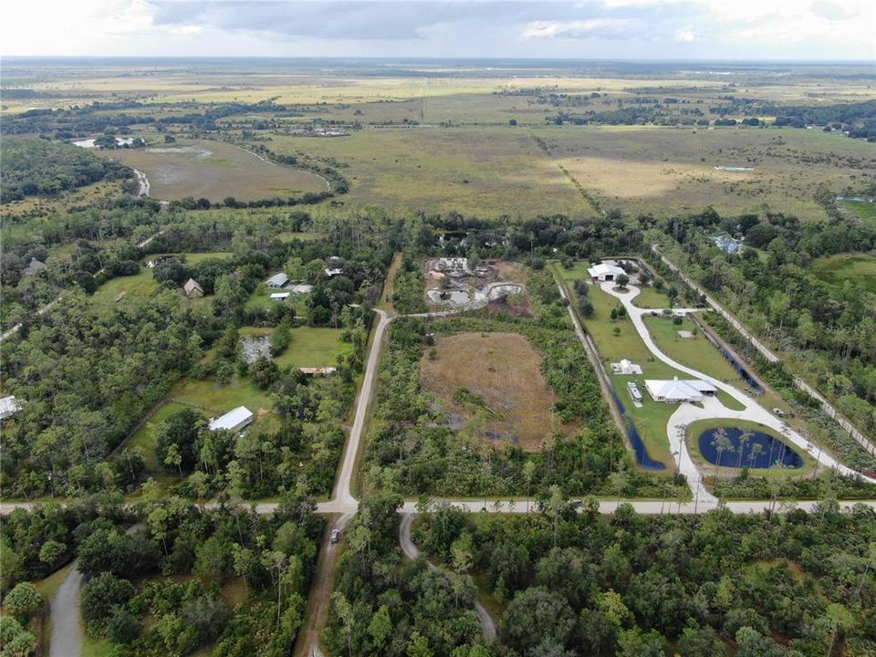 Vendido Recientemente: $185,000 (2.63 acres)