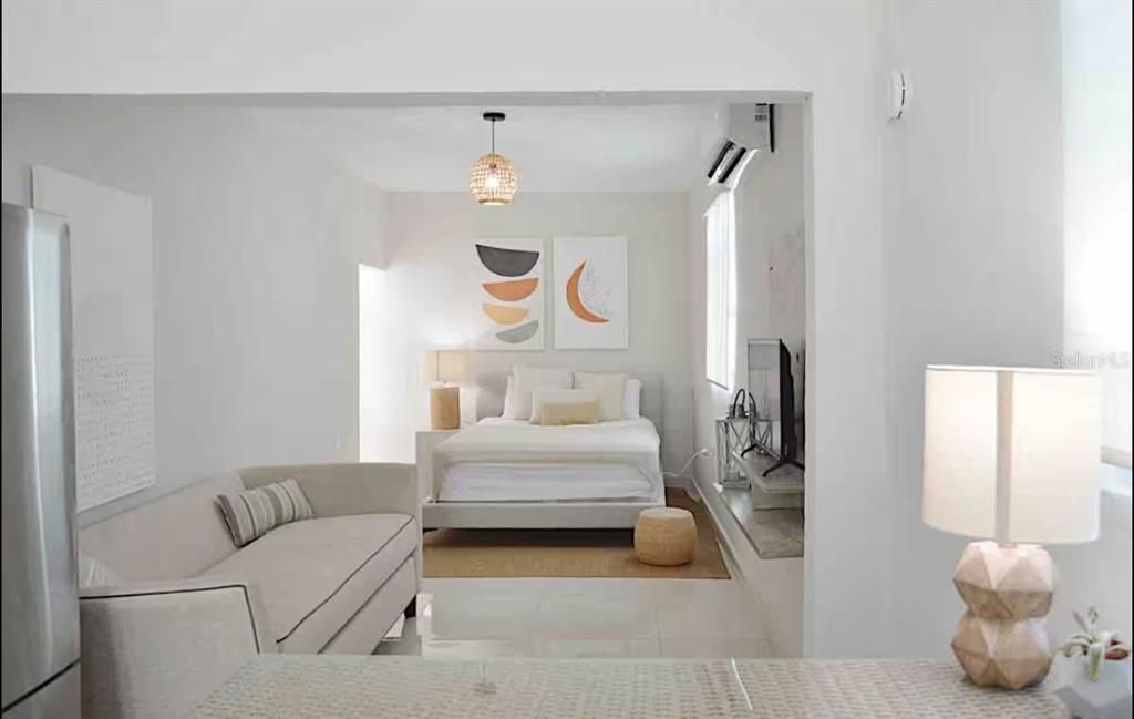 Под контрактом: $795,000 (4 спален, 0 ванн, 1533 Квадратных фут)