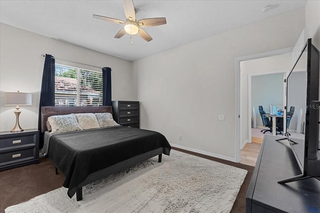 На продажу: $1,199,000 (5 спален, 4 ванн, 4853 Квадратных фут)