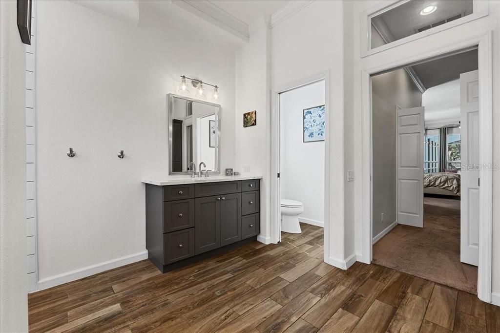 На продажу: $1,199,000 (5 спален, 4 ванн, 4853 Квадратных фут)