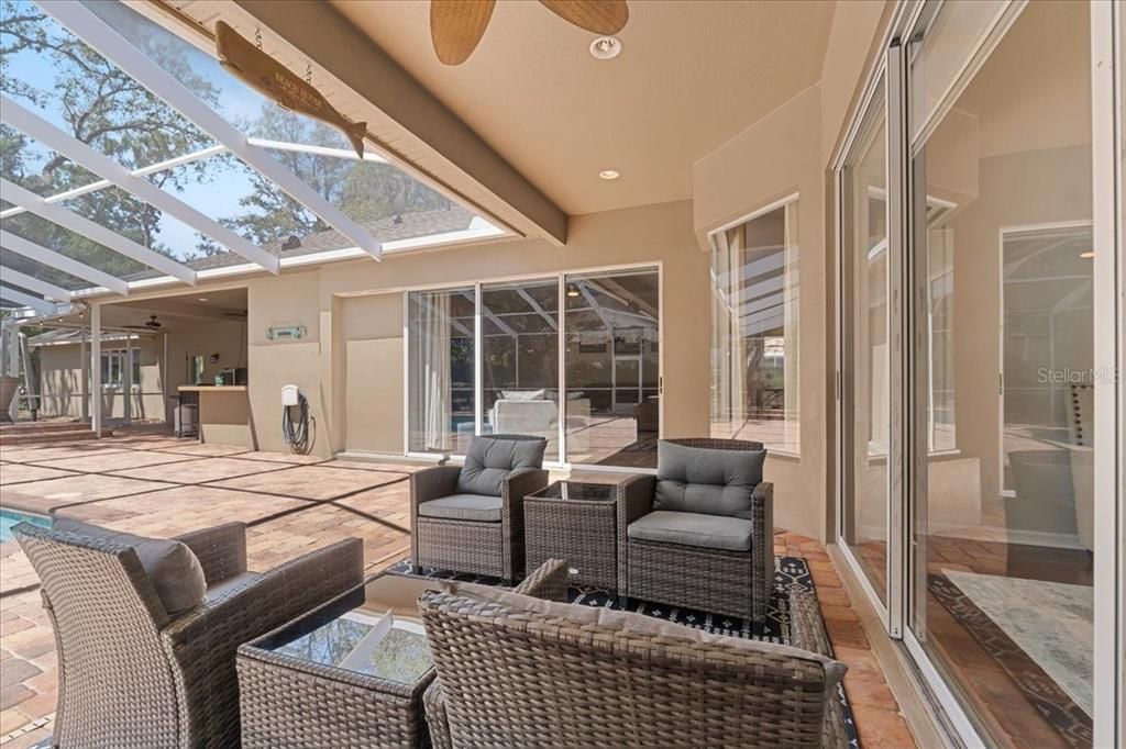 На продажу: $1,199,000 (5 спален, 4 ванн, 4853 Квадратных фут)